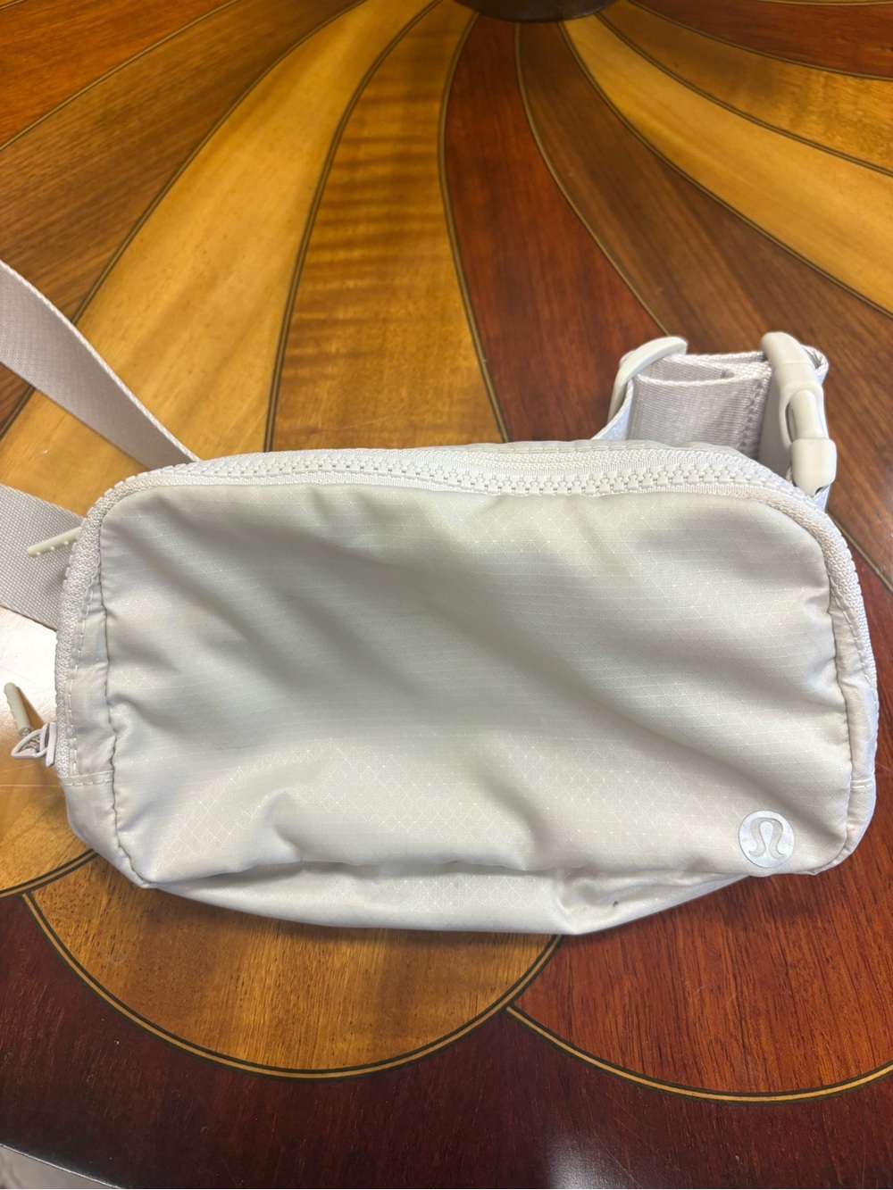 lululemon athletica Light off white Waist Pack - Picture 2 of 9